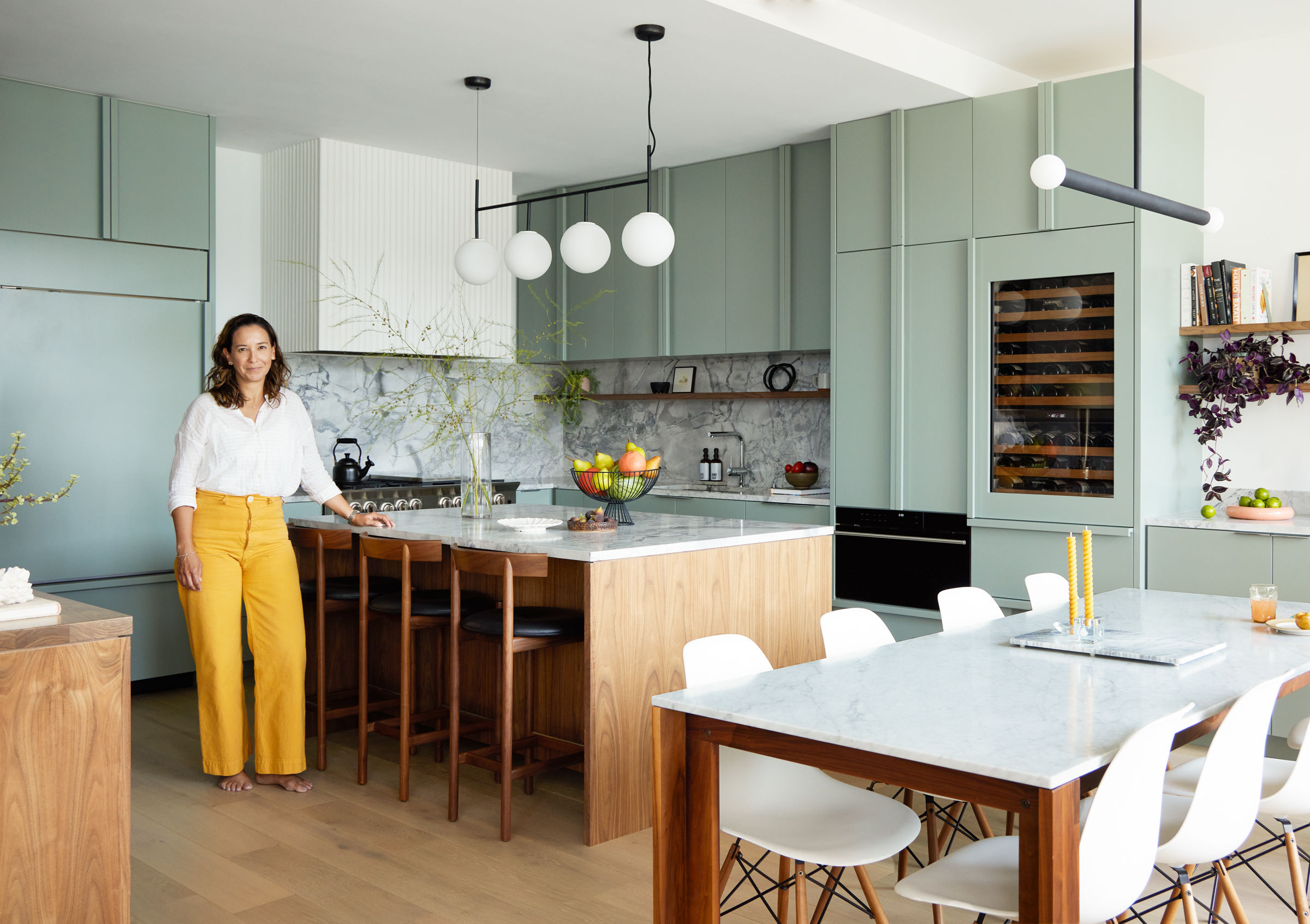Kitchen of the Week: A Dated Condo in Oregon Gets the “Purposeful, Clean, Cultivated” Treatment
